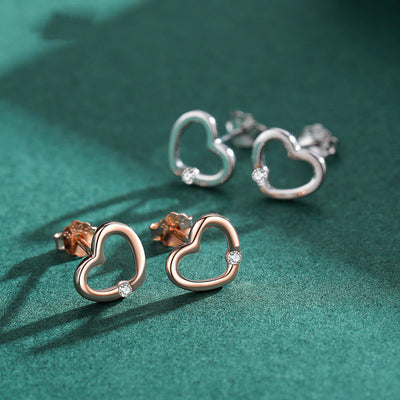 Sweet And Simple Hollow Heart-shaped Love Stud Earrings Women